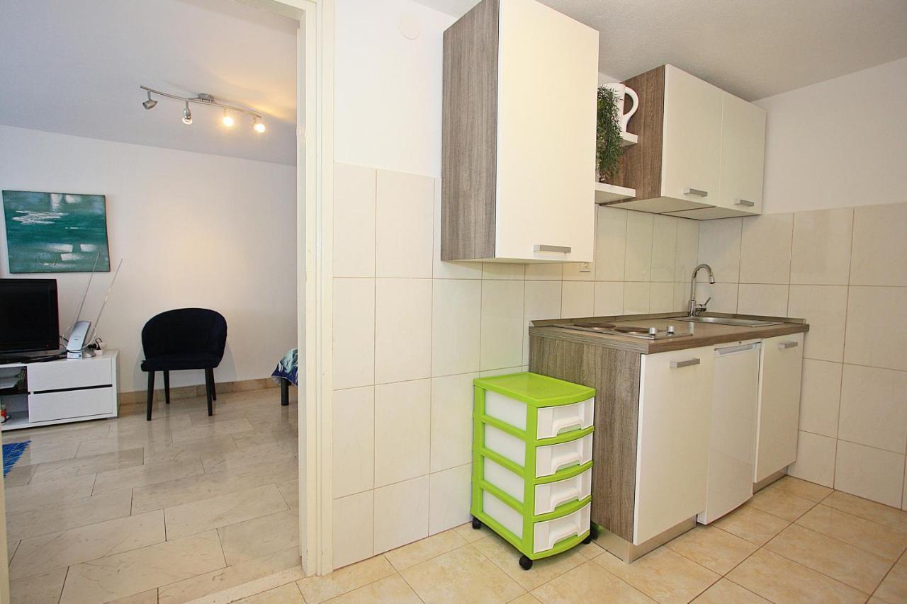 Apartment Zorica Supetar Exterior foto