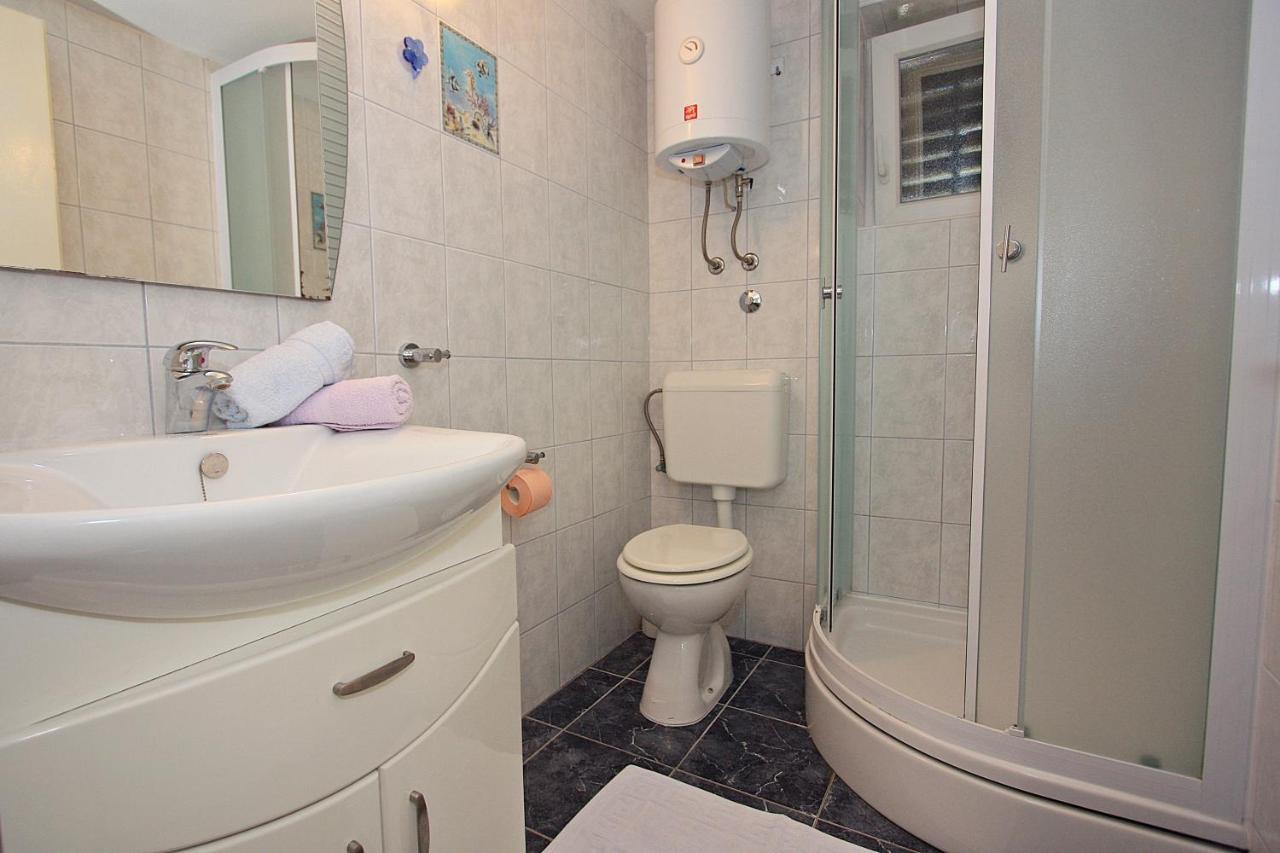Apartment Zorica Supetar Exterior foto
