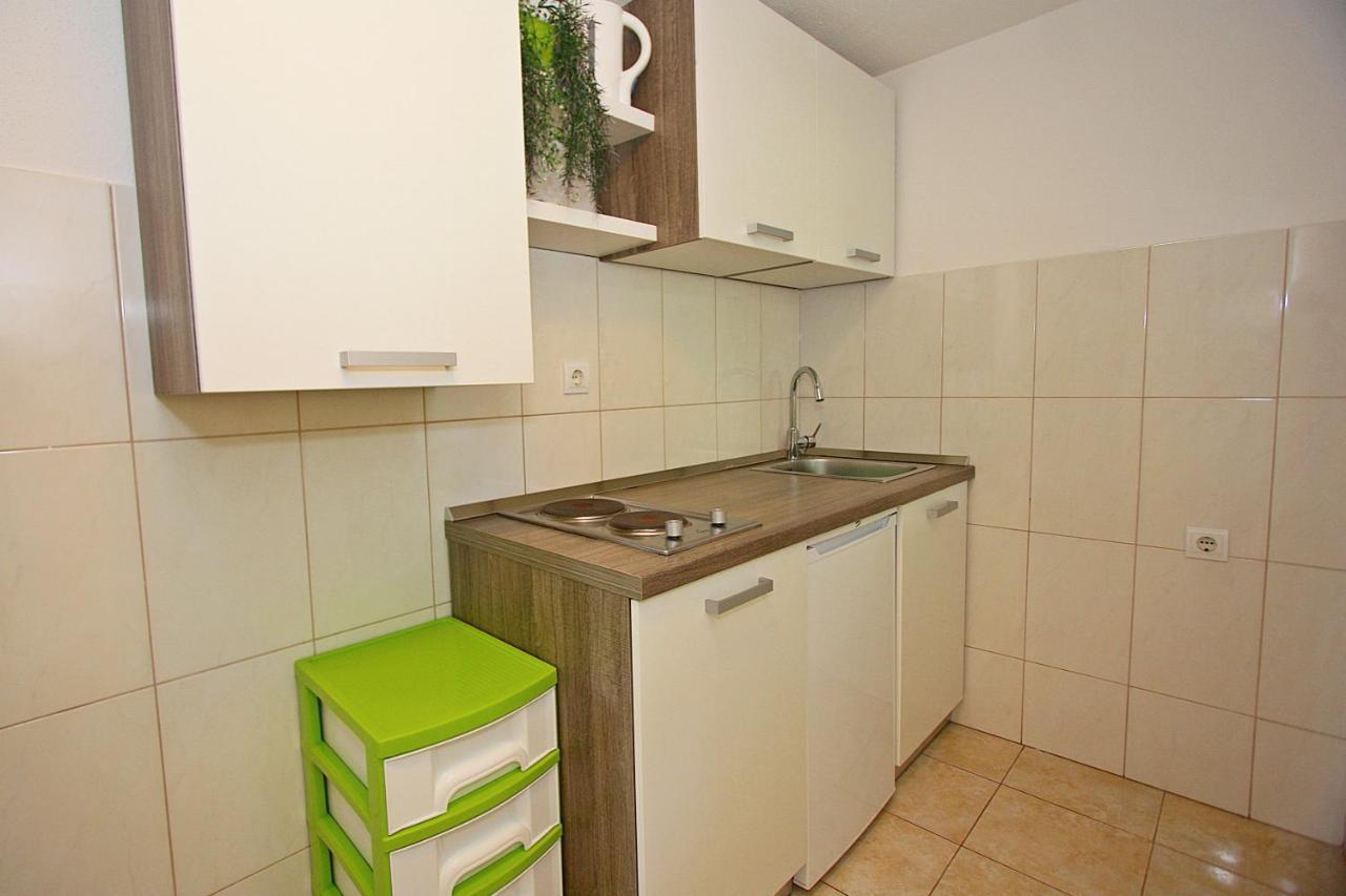 Apartment Zorica Supetar Exterior foto